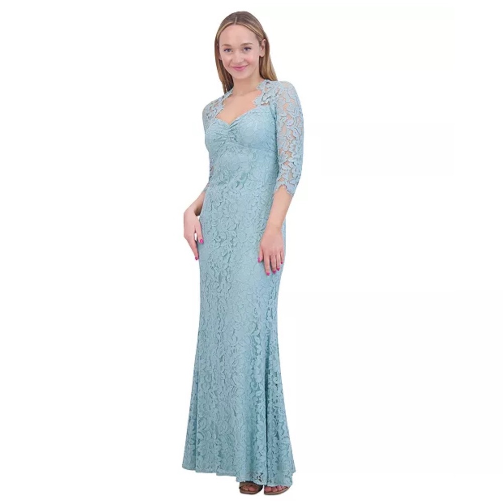 Eliza J Floral Lace Mermaid Silhouette. Gown 3/4 Sleeve Sweetheart Neck  6 P